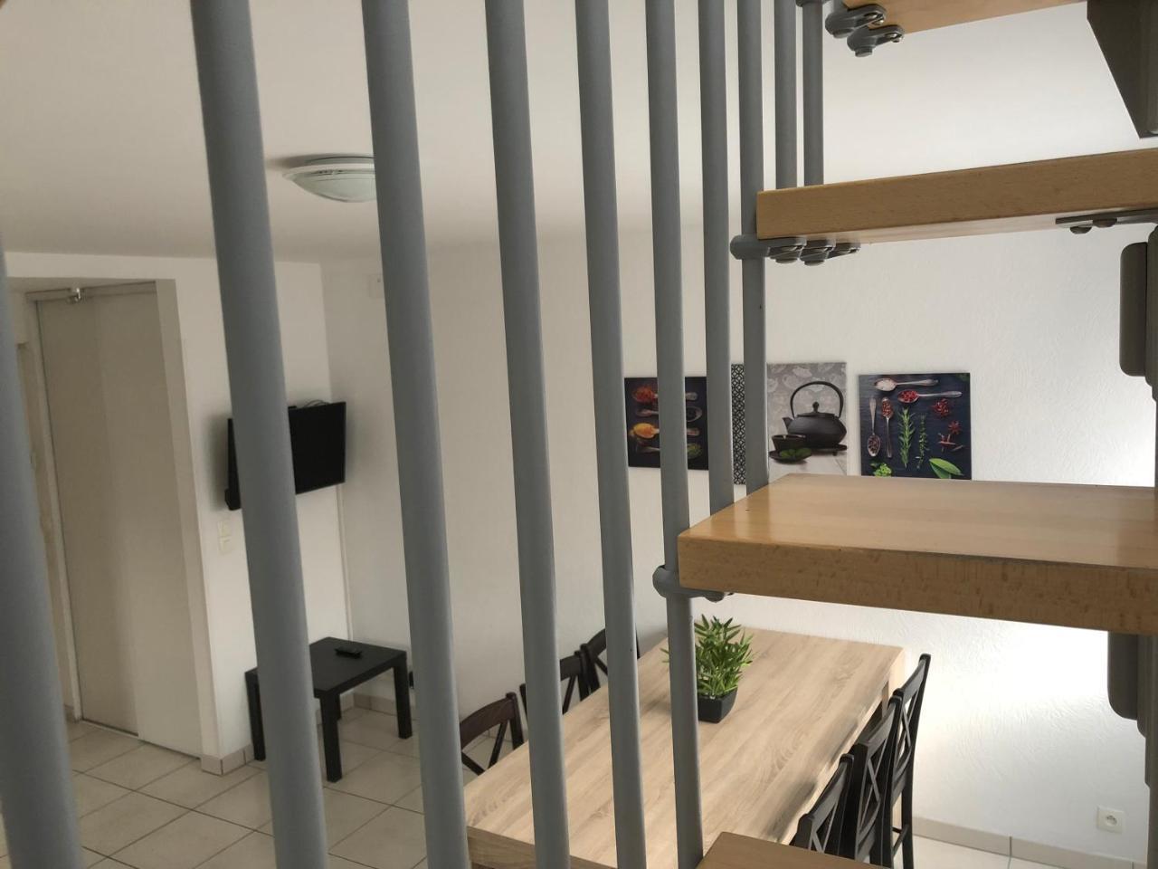 Studios Near Lycee Jean Mermoz Saint-Louis  Zewnętrze zdjęcie